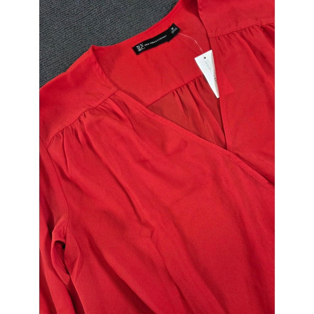 New York & Company Blouse Women Medium Red Faux Wrap V-Neck 3/4 Sleeve New - Picture 3 of 9